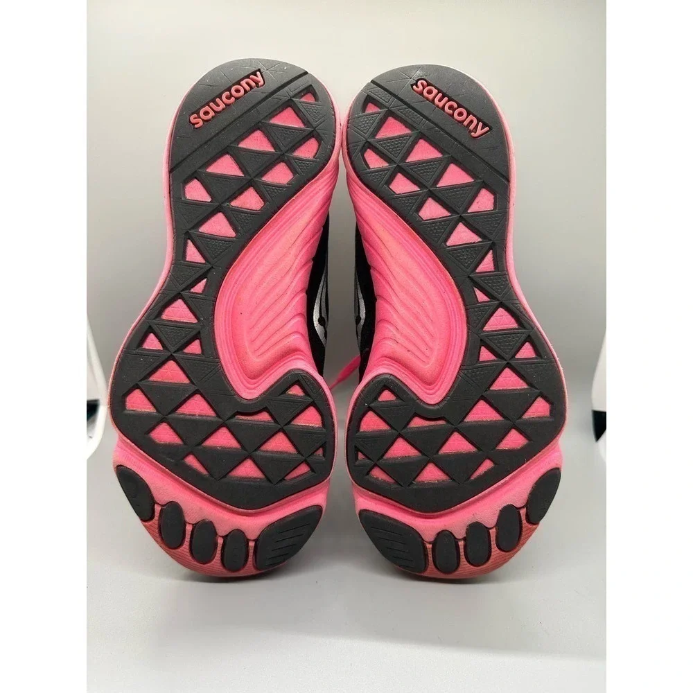 Saucony women’s grid